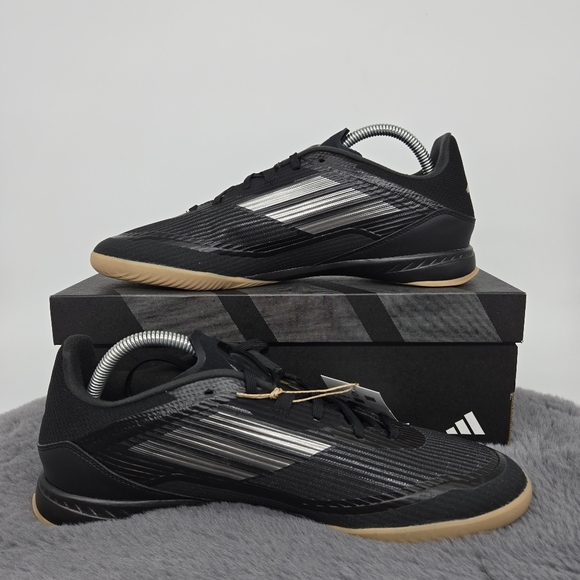 New adidas F50 League Indoor Men's Soccer Shoes Size 9 - Picture 6 of 8